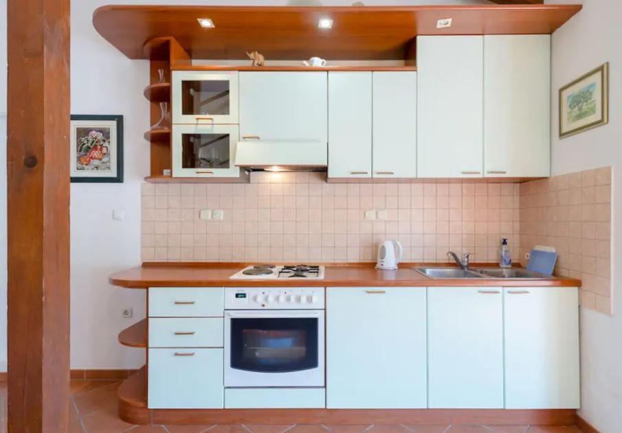 Nora'S Apartment Хвар Екстериор снимка